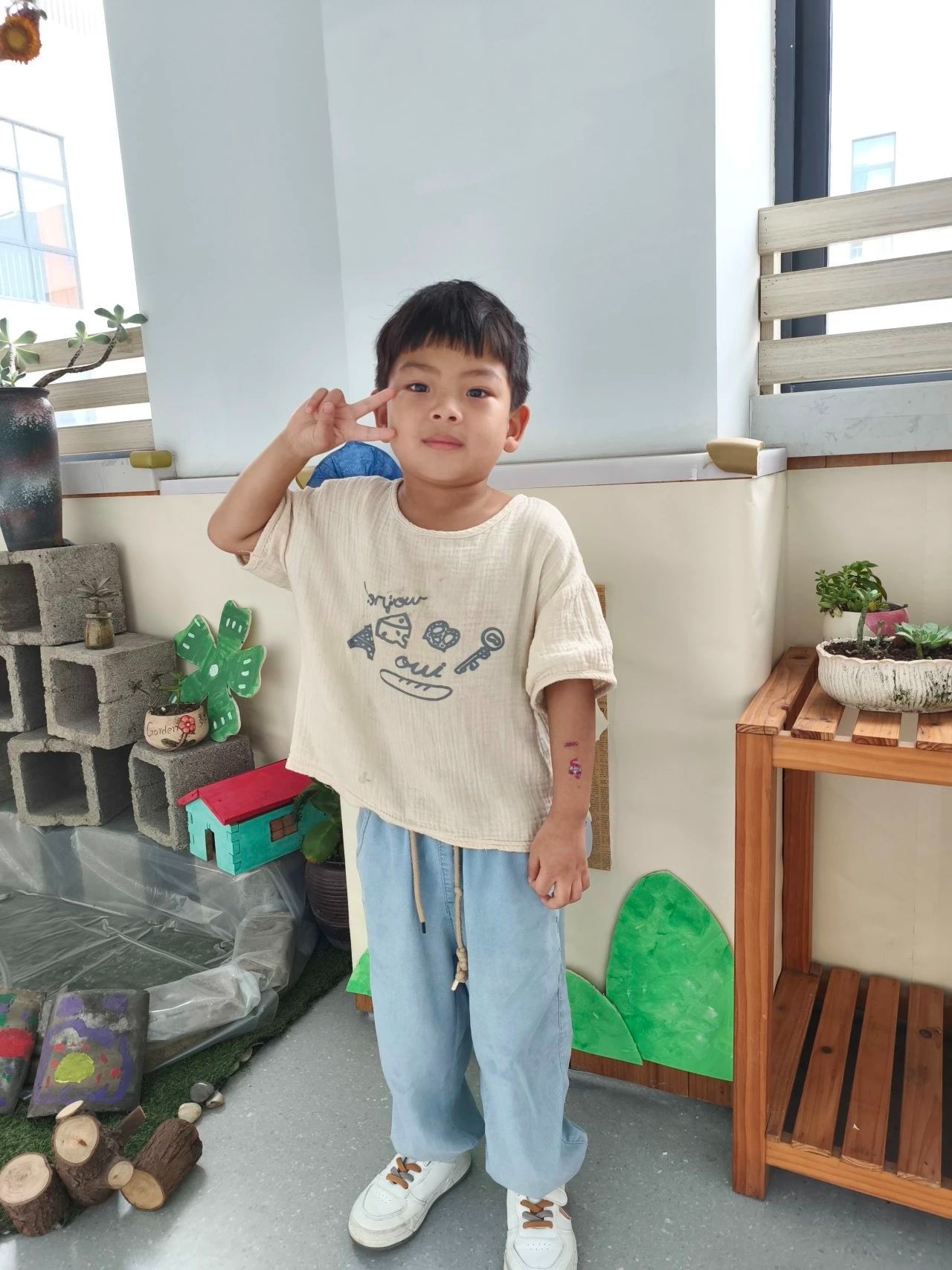 【亲子乐园】绘本故事：魔法亲亲